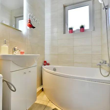 K&m Pastel Wiezienna Apartmán Vratislav